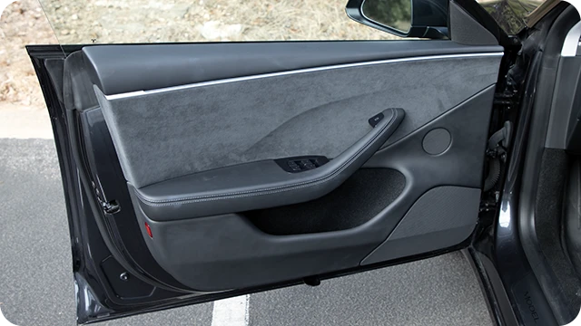 2025 Tesla Model 3 Door