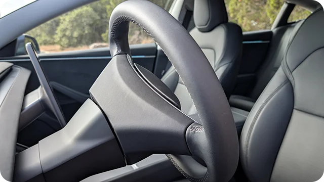 Model 3 Steering Wheel Stitching