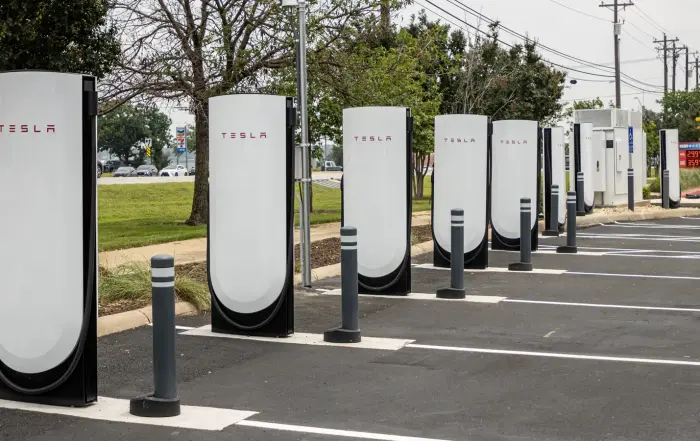 Tesla Superchargers V4